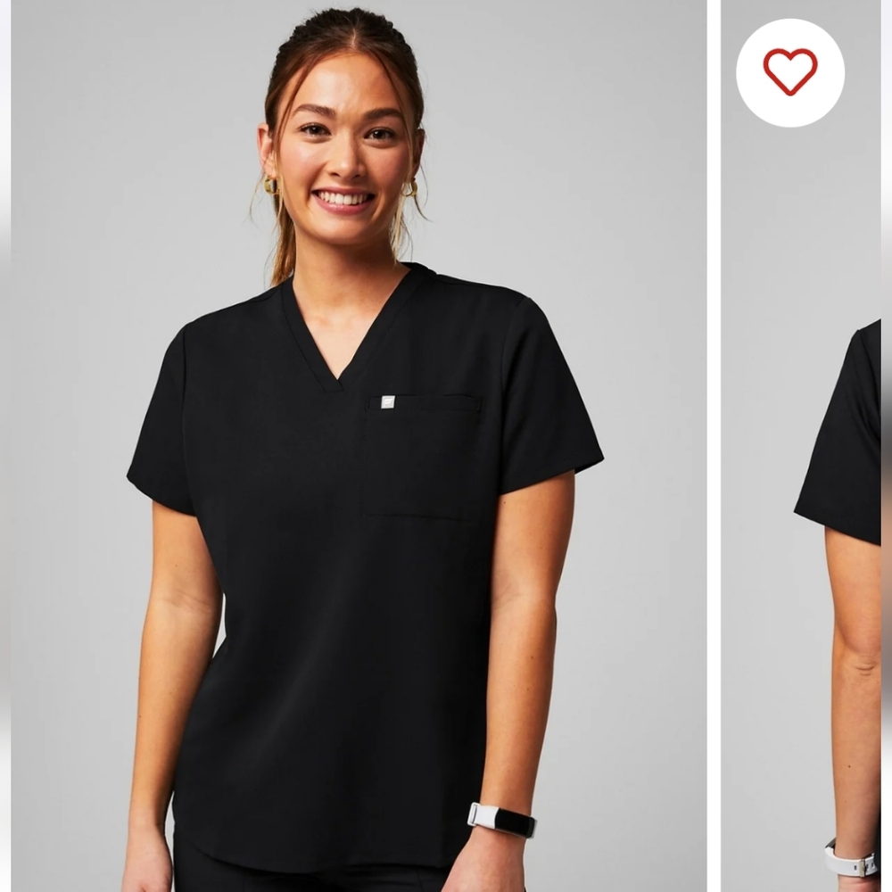 Fabletics Black Vital 1-Pocket Scrub Top Small